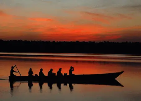 Recorrido de 3 días y 2 noches a la collpa de guacamayos de Chuncho